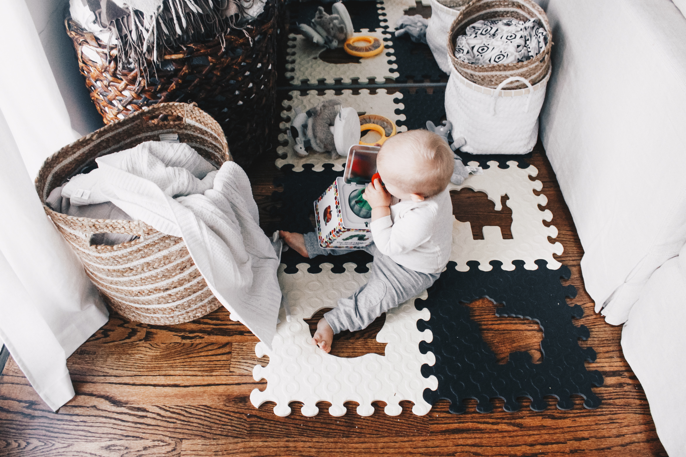 create a baby play area that blends in with your living room – Meg McMillin